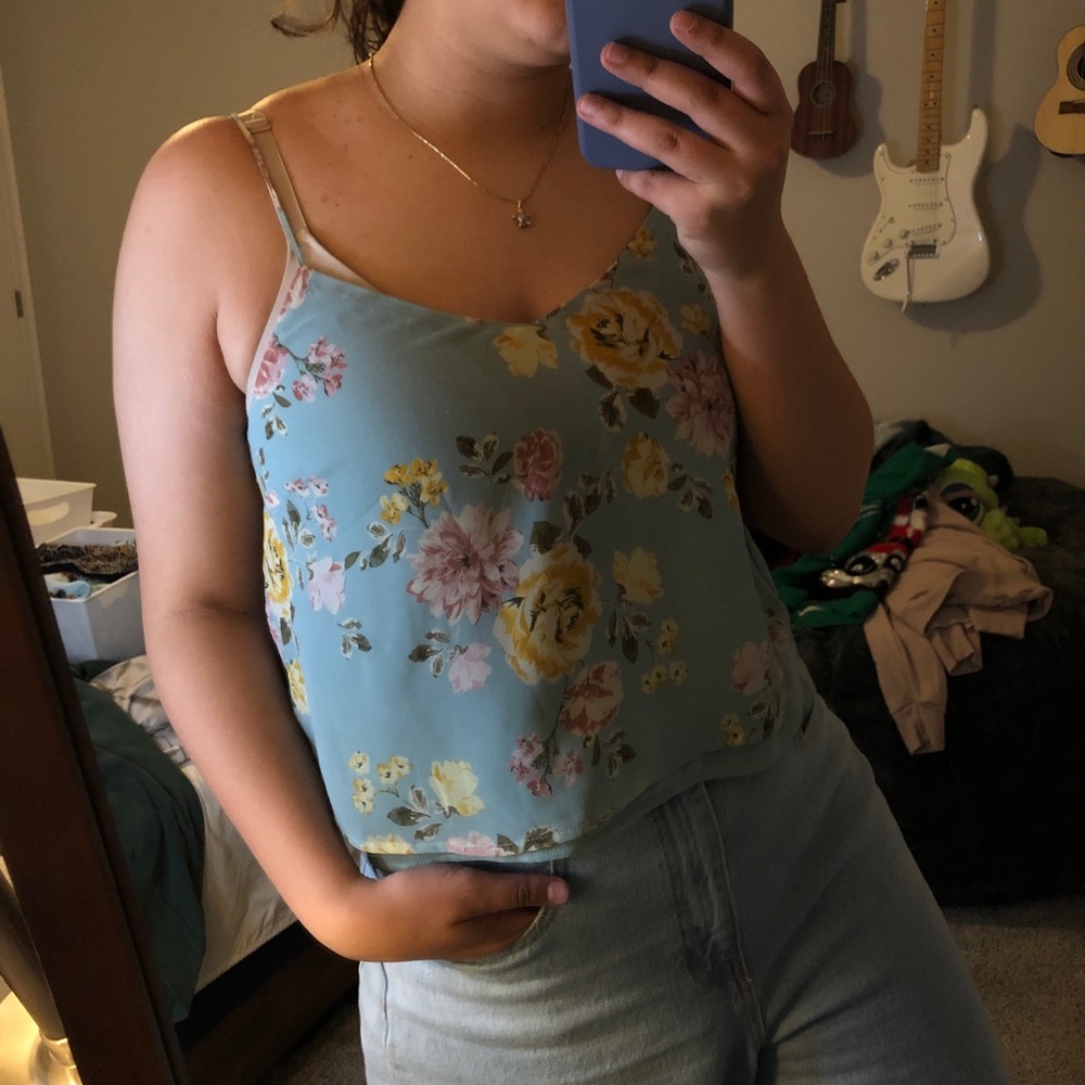 Aerpostale Floral Crop Top